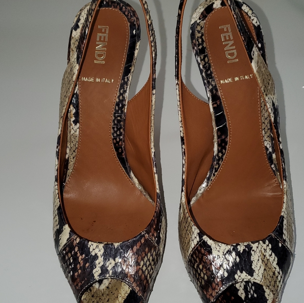 Women shoes